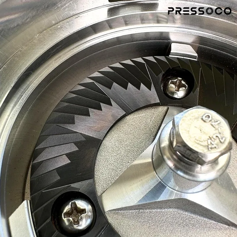 Pressoco DF64V Grinder Red Titan-Burr, 64mm, Single Dose Black 300W 06